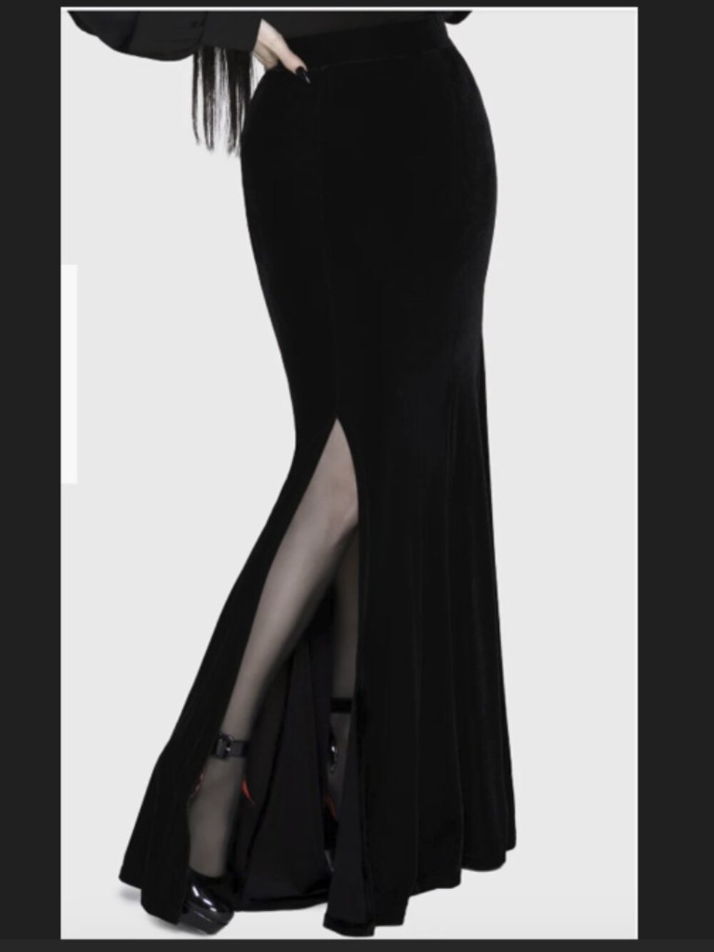 KILLSTAR Void Viper Black Velvet Skirt Size L NWT!